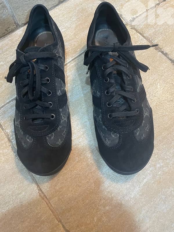 Louis Vuitton 0