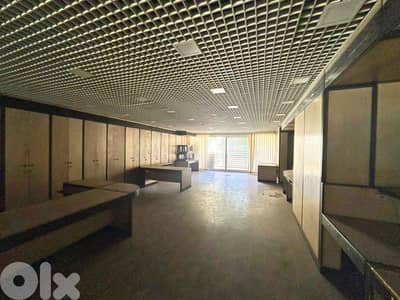 L19460 - 367 SQM Office For Sale in Badaro