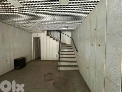L19460 - 367 SQM Office For Sale in Badaro