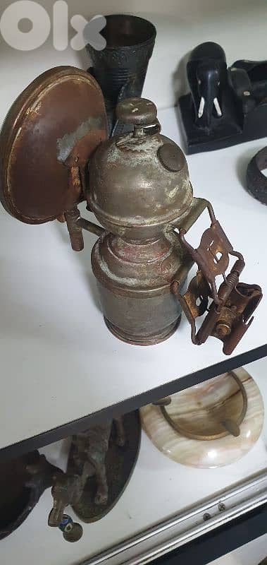 antique collectable carbit lamp war world 2 2