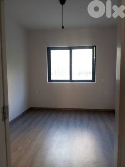 SPACIOUS APT IN CORNICHE EL MAZRAA PRIME (200SQ) 3 BEDS , (BT-1269)