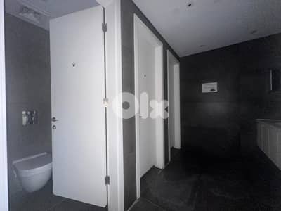 Luxury Office for Rent in Downtown Beirutمكتب  للإيجار في وسط بيروت