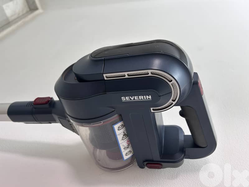 vacuum cleaner 1