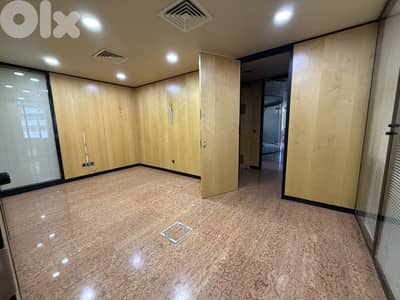 High end Office for Rent in Achrafieh - Tabaris مكتب فاخر للإيجار في
