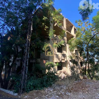 Building for sale in Mtayleb GH118 مبنى للبيع في المطيلب