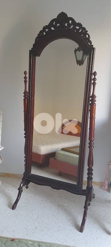 freestanding mirror 1