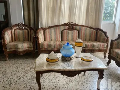 antique salon