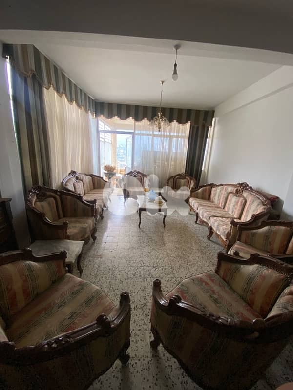 antique salon 4