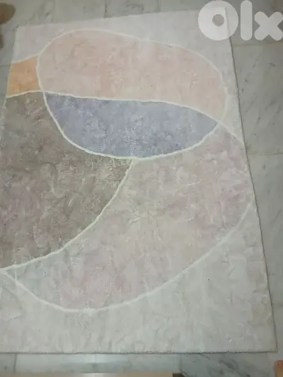 سجادة  جديدة بس  ٢٤