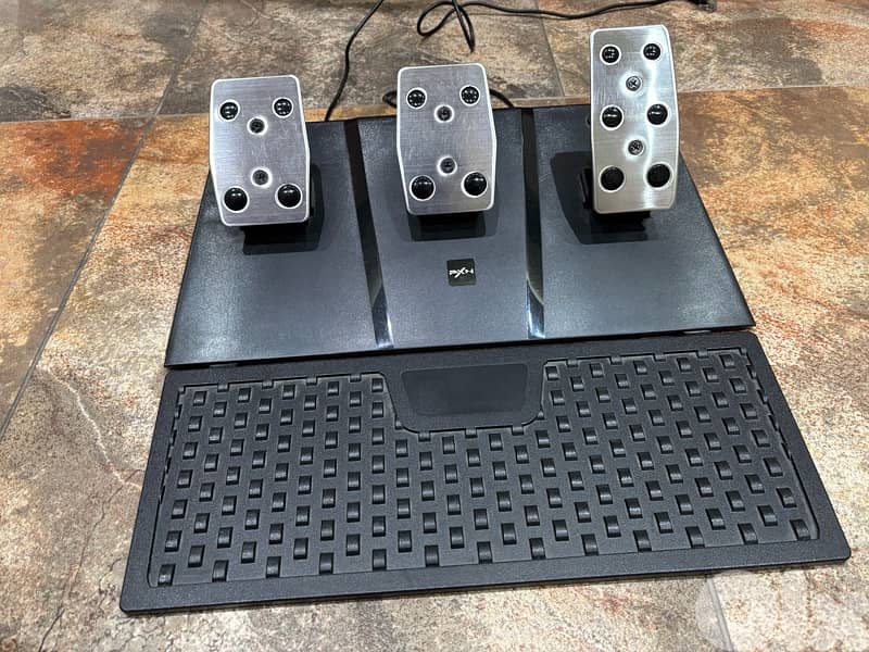 Steering wheel pxn with shifter and pedals 4