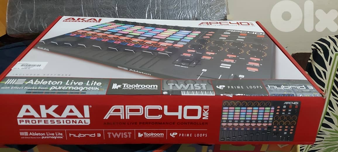 Akai Professional APC40 MKII Pad Controller 0