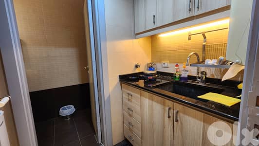 Furnished Office For Rent in Achrafieh مكتب مفروش للإيجار في الأشرفية