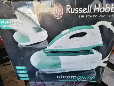 Russell and Hobbs steam glide
