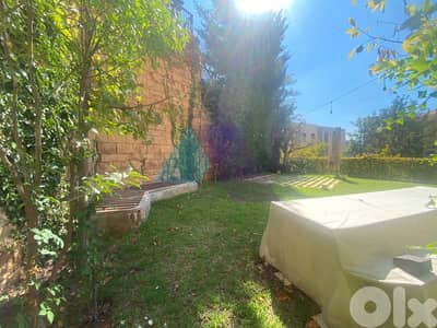 338m2 apartment+garden+sea view 4sale in Beit Miskشقة للبيع في بيت مسك