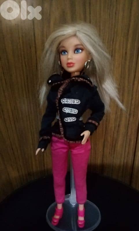 LIV SOPHIE SPIN MASTER Articulated Great doll in Own wear+Wig+Shoes=26 0