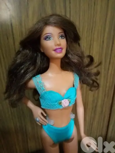 Barbie LOVE NAILS as new doll Mattel03 bend legs flat feet+swimwear=25