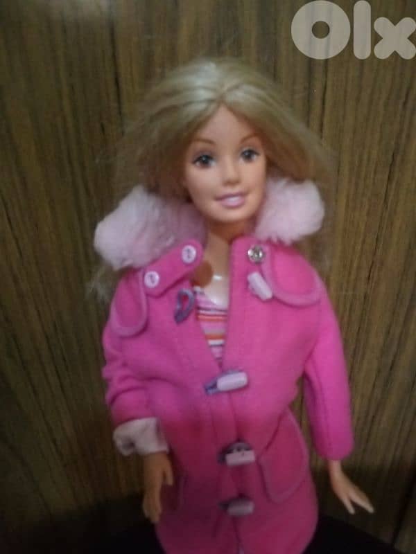 Barbie Mattel Rare As new doll Bend legs+brand tag Outfit+Shoes+Coat 2