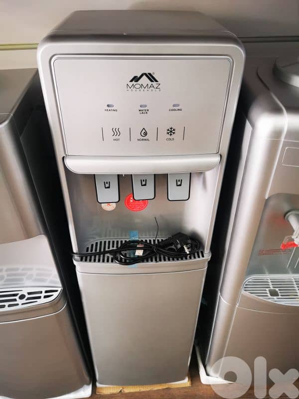 Cooler MOMAZ Buttom Load براد ماء موماز قنينة سفلية 0