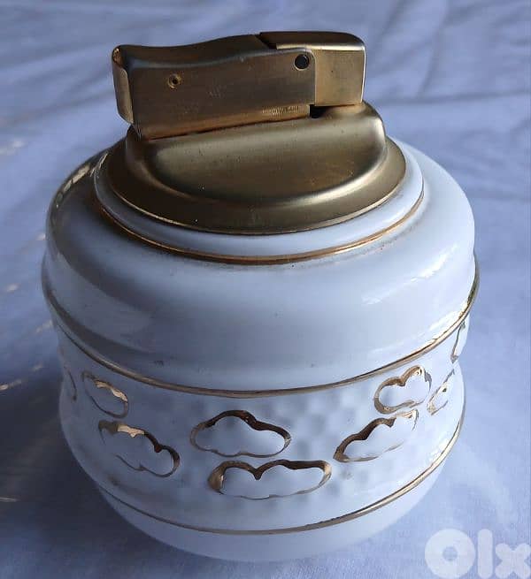 Lighter + Ashtray منفضة وقداحة 1