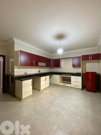 Apartment for sale in yarzeh شقة للبيع في اليرزة