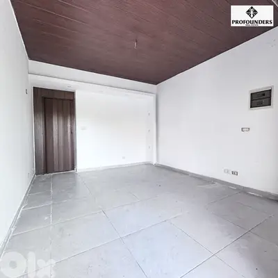 Shop for rent in Jouret El Ballout محل للايجار في جورة البلوط