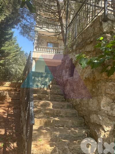 6 bedroom Villa+Pool+Garden+View 4sale in Bhamdounفيلا للبيع في بحمدون