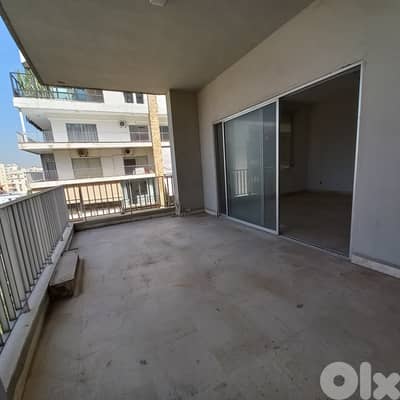 Spacious apartment in Jal el Dib for rentشقة واسعة للإيجار في جل الديب