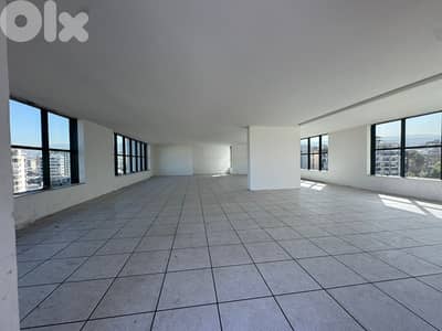 GMC328RAJ - Office for rent in Sin El Fil - مكتب للإيجار في سن الفيل