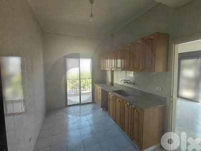 Spacious, prime location, metn, jdeideh/جديدة  REF#EE127601