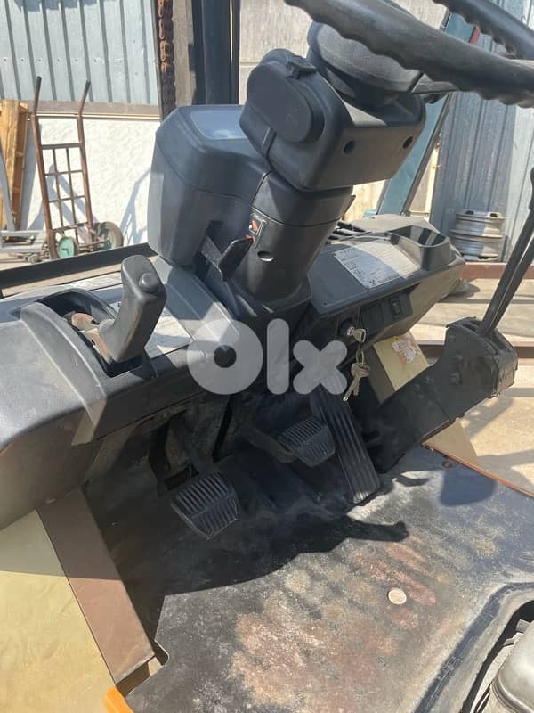 Forklift Toyota 2.5 ton 5