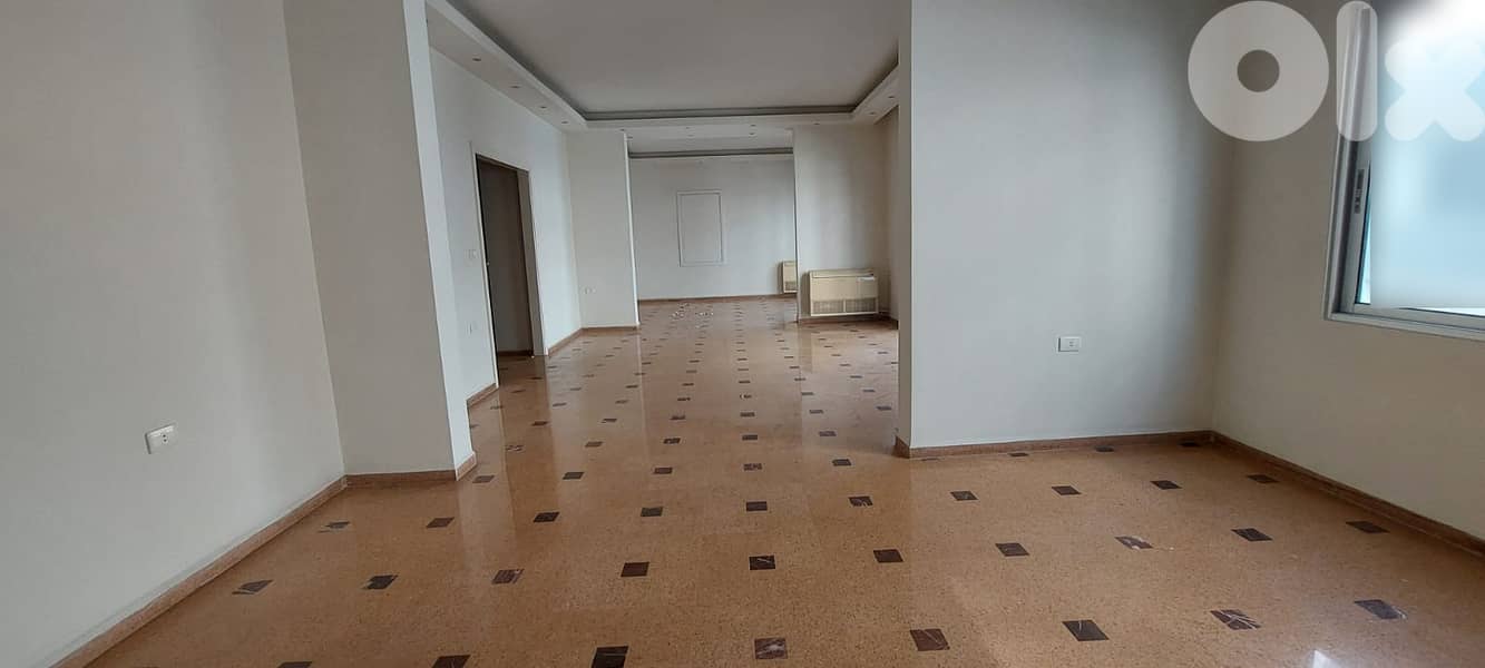 SPACIOUS APARTMENT IN ACHRAFIEH PRIME (220SQ) 3 BEDROOMS , (ACR-729) 0
