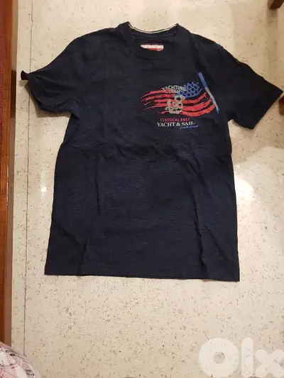 Tshirt medium pierre cardin