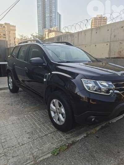 RENAULT DUSTER 4WD 2. O L MODEL 2018 BLACK IN BLACK COMPANY SOURCE