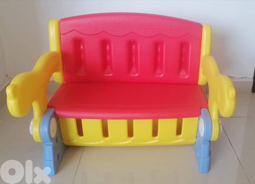 kids Table & Armchair 1