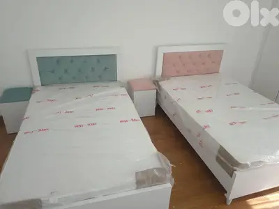 تختين مفرد ونص مع كمدينة