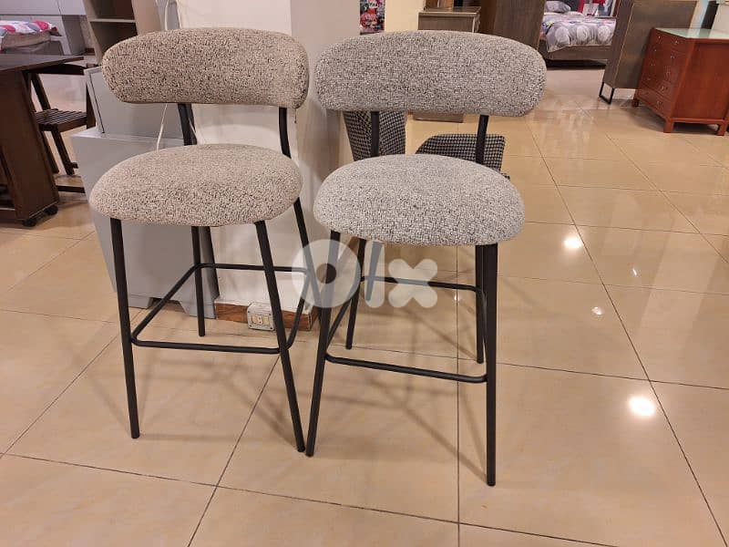 bar chair 1