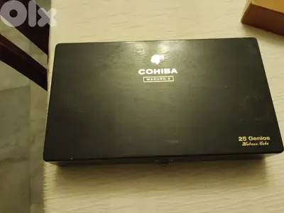 black cigar box