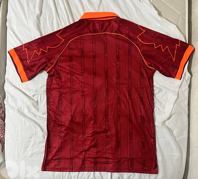 roma diadora 2000 home rare kit 3