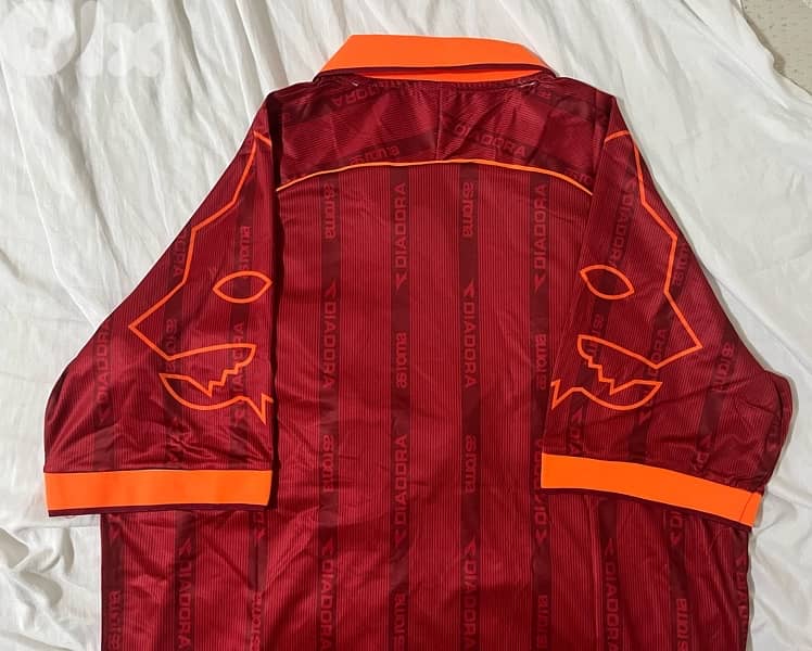 roma diadora 2000 home rare kit 4