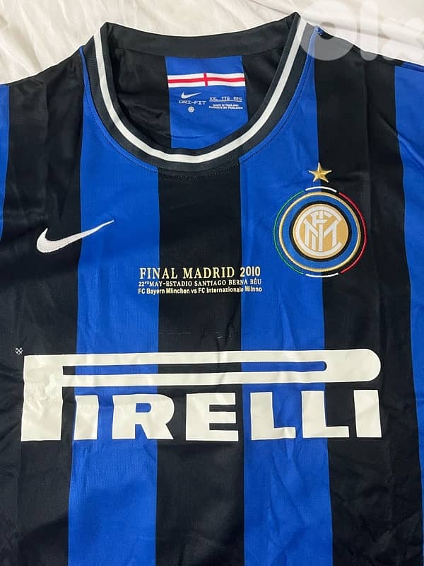 intermilan 2010 historic home kit 5