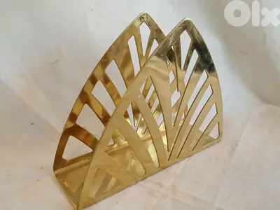قطعة مميزة صنع السويد يوضع فيها المحارم