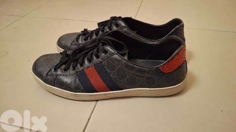 Gucci original shoes in good condition size 42.5 1