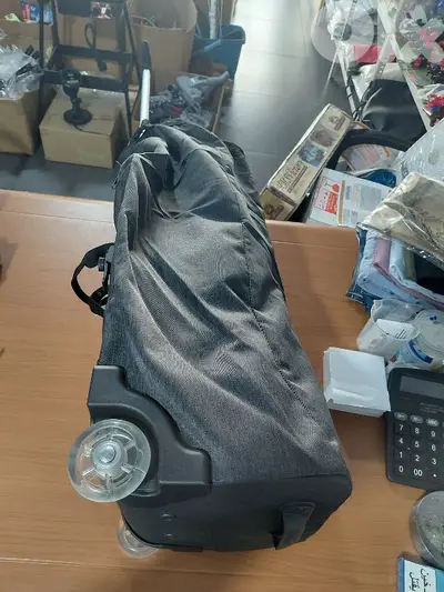 live in style shopping bag with hooks