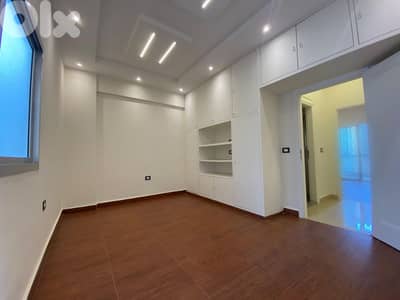 Elegant Apartment For Sale In Rawshe / شقة للبيع في الروشة