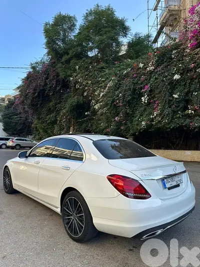 Mercedes Benz  C300
