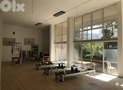 High Ceilings Shop for rent High Ceilings Shop for rent