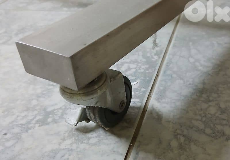 stainless steel stand 8