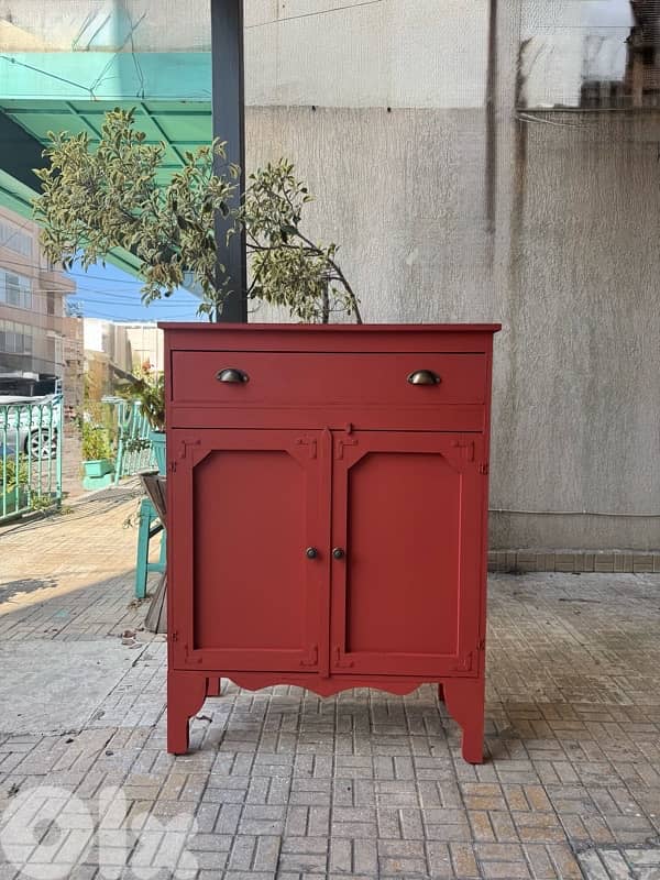 dresser 0