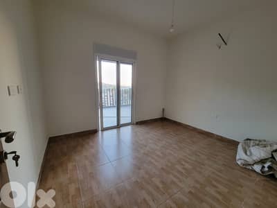 Apartment for sale in Nahr Ibrahim - شقة للبيع في نهر إبراهيم