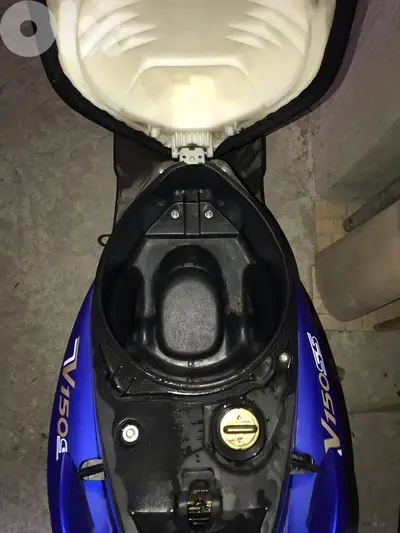 v150 2019 LIKE NEW